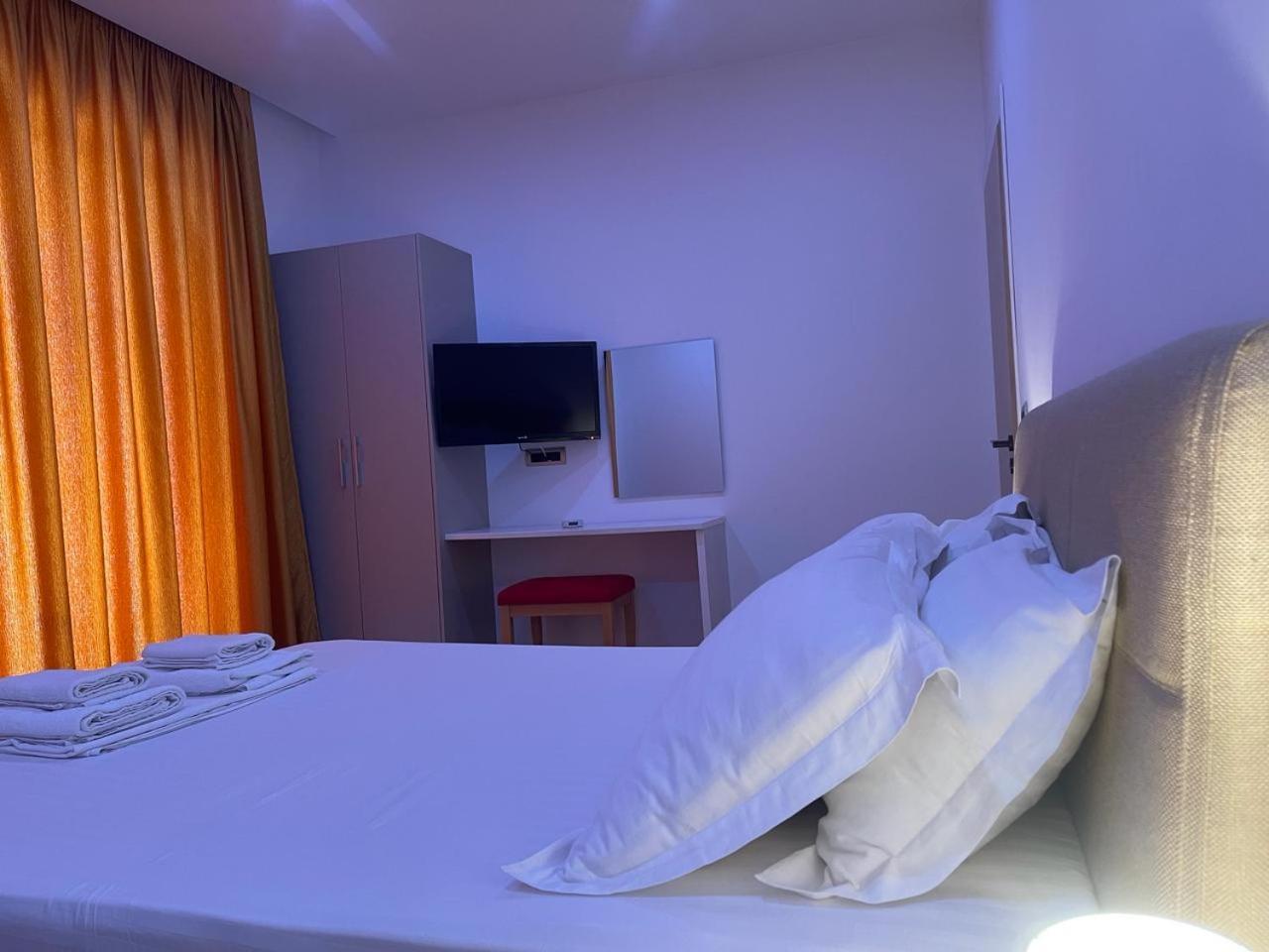 3B Suites Boutique Hotel Саранда Экстерьер фото