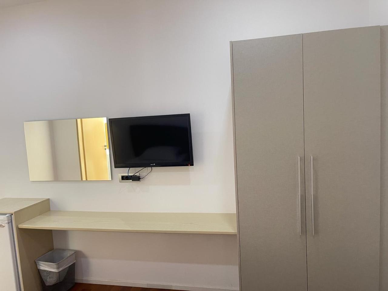 3B Suites Boutique Hotel Саранда Экстерьер фото