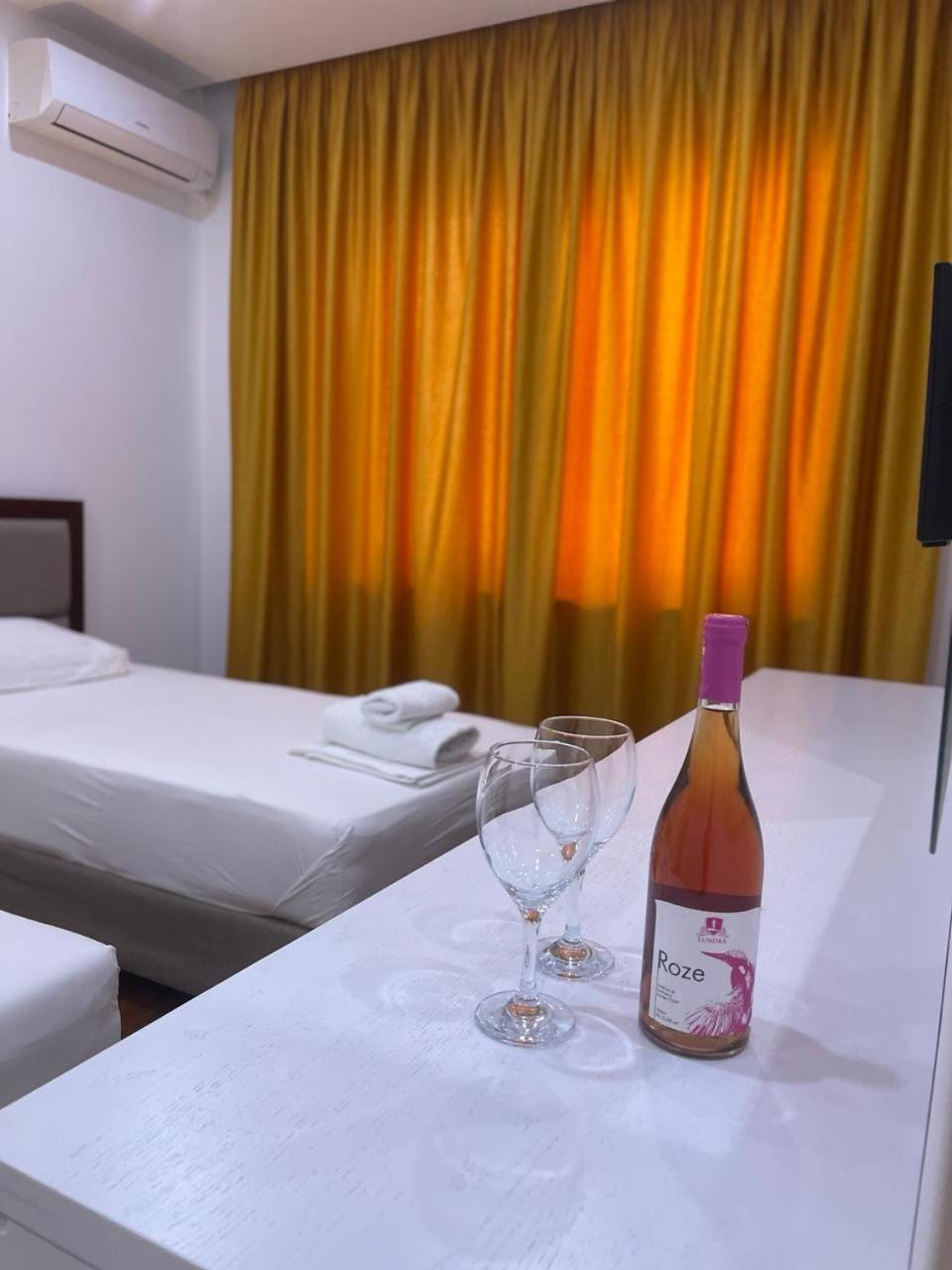 3B Suites Boutique Hotel Саранда Экстерьер фото