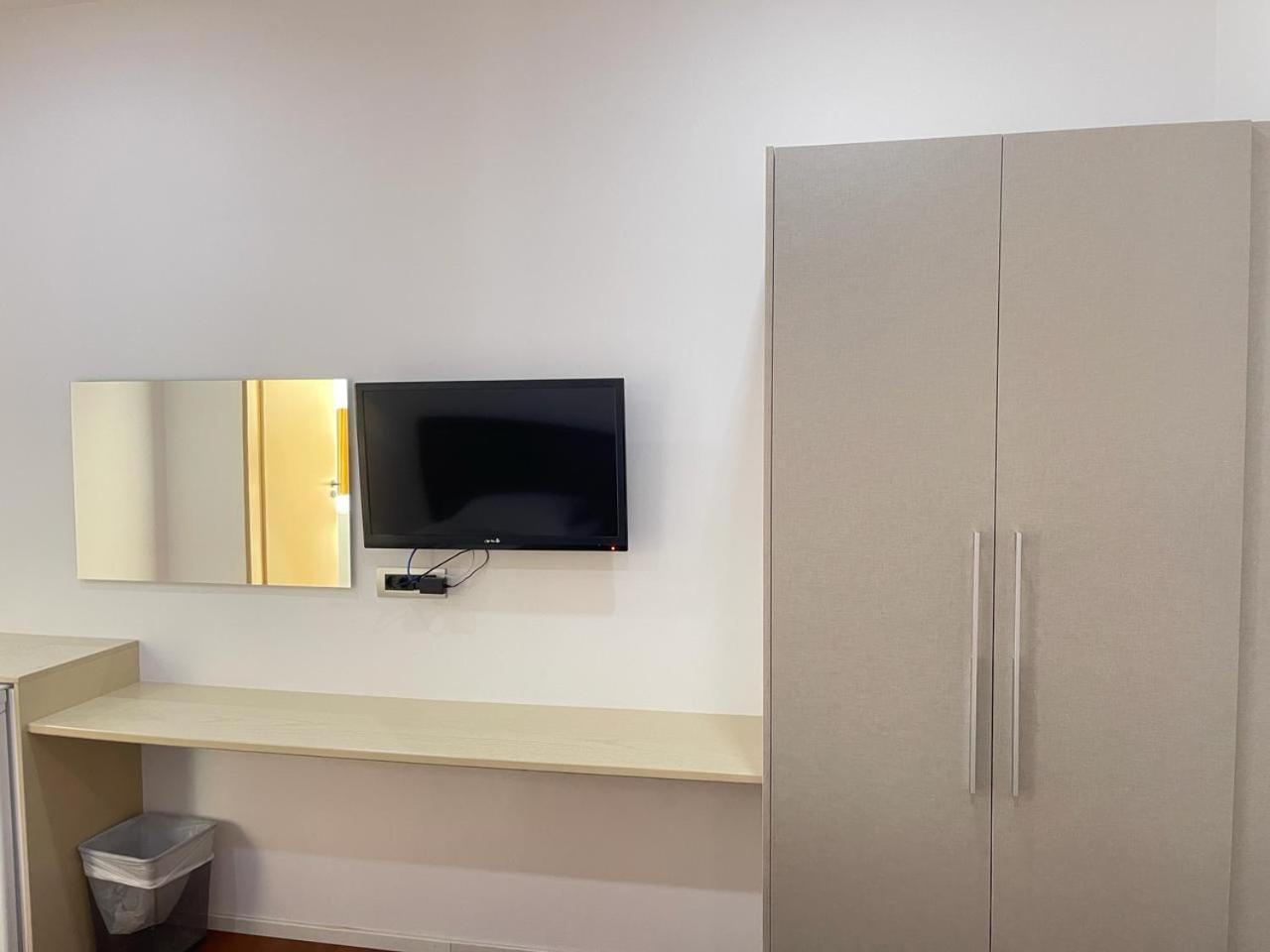 3B Suites Boutique Hotel Саранда Экстерьер фото