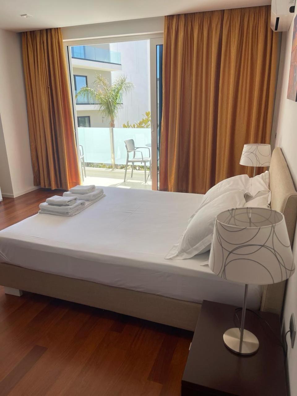 3B Suites Boutique Hotel Саранда Экстерьер фото