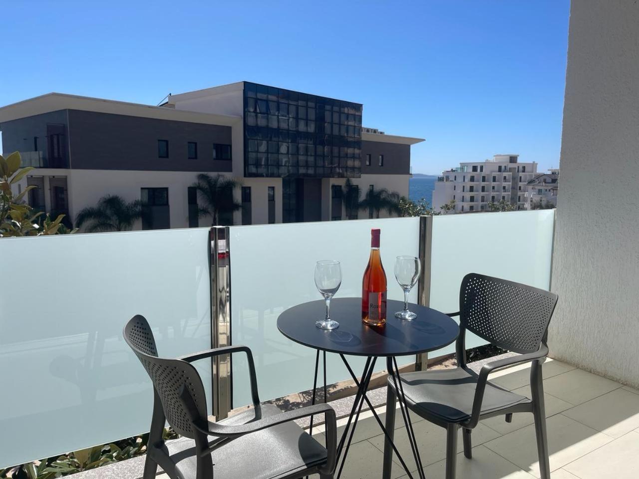 3B Suites Boutique Hotel Саранда Экстерьер фото